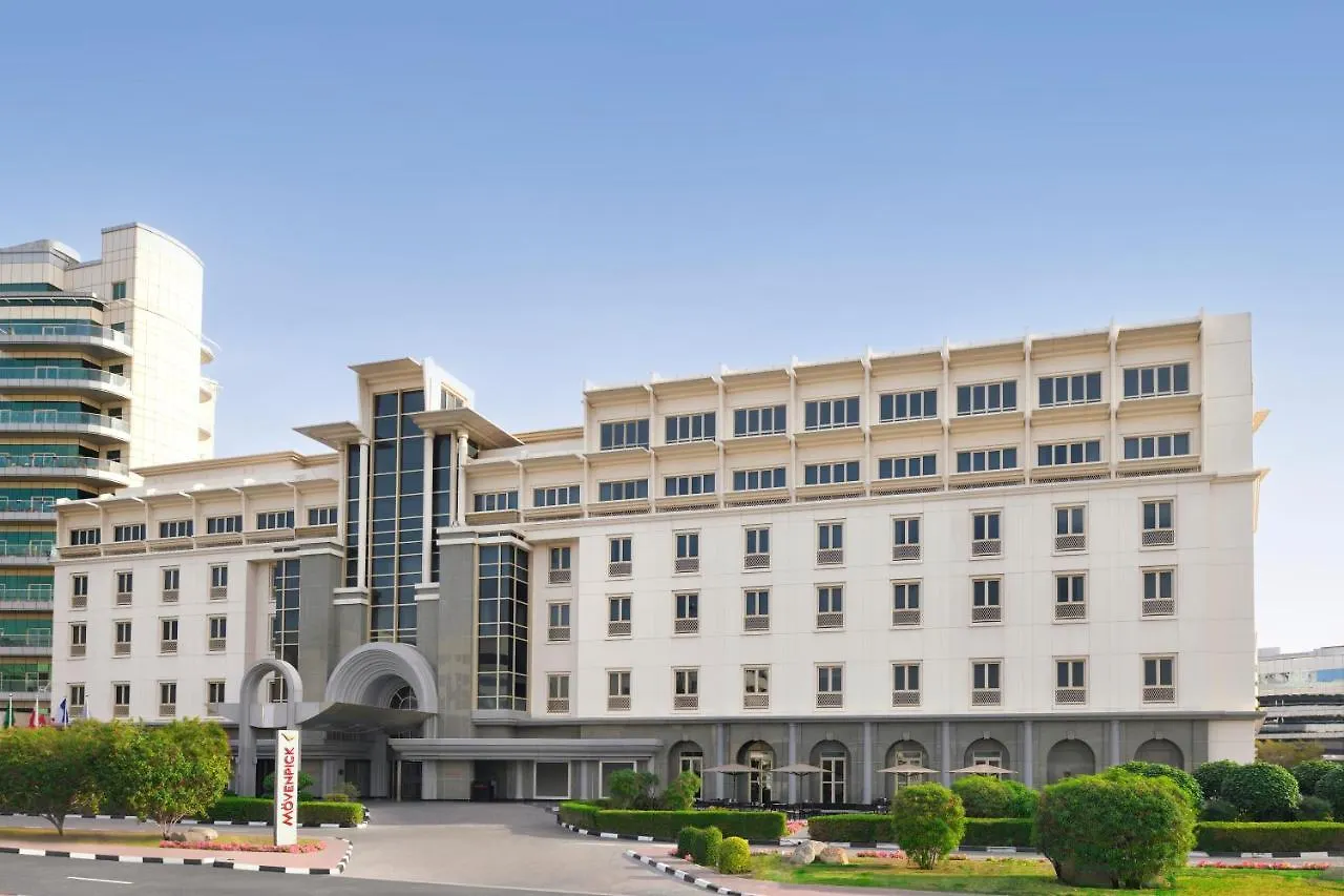 فندق وشقق موفنبيك بور دبي