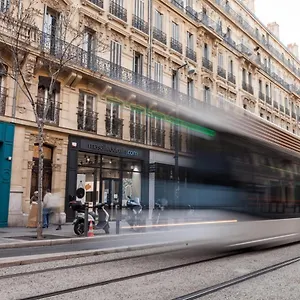 https://studio-luxe-centre-ville.fr-provencehotel.com