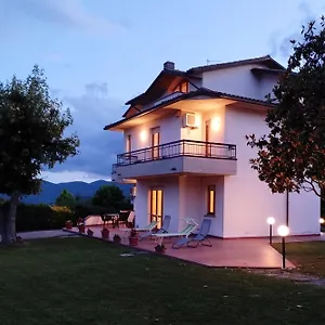 https://casa-del-carmine.it-tuscanyhotel.com