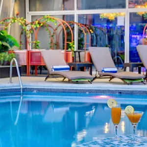Howard Johnson Plaza By Wyndham Deira 4* דובאי