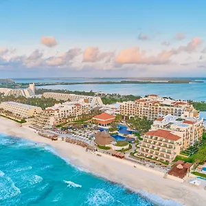 https://fiesta-americana-condesa-cancun-all-inclusive.quintano-roohotels.com