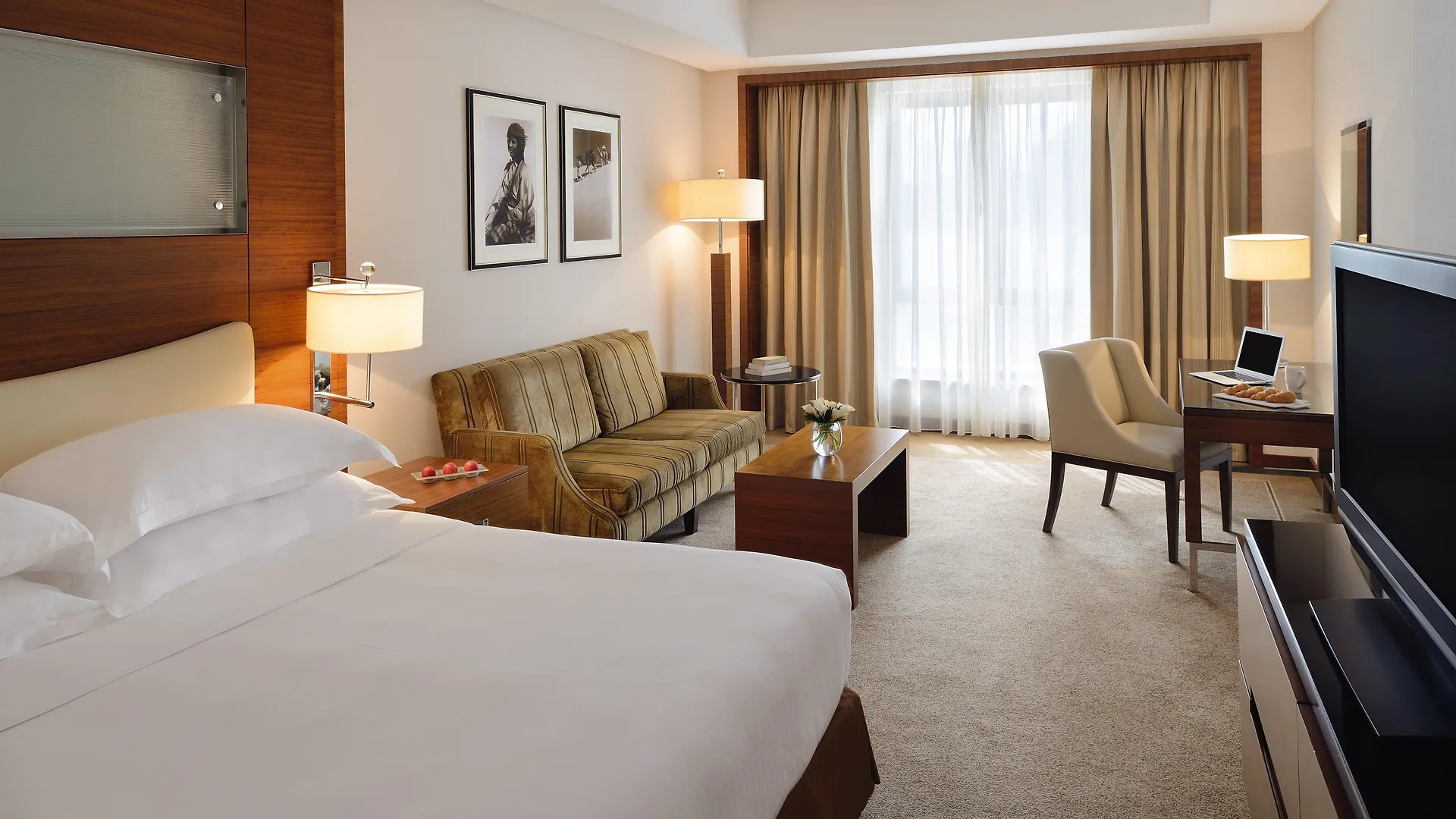 *****  Moevenpick Hotel & Apartments Bur Dubai United Arab Emirates